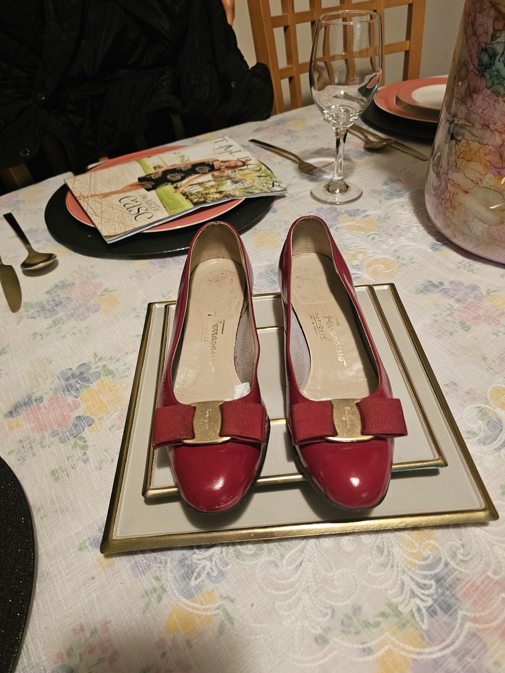 Auth. Salvatore Ferragamo Red Vara Bow Patent Leather Flats. For Small Girl